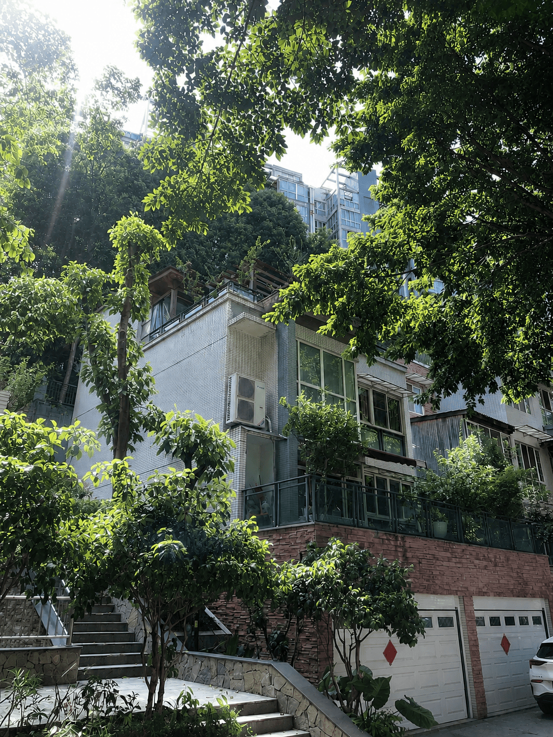 天津岛居岁月从容升级：小小岛老别墅加装蒂升悦行款电梯